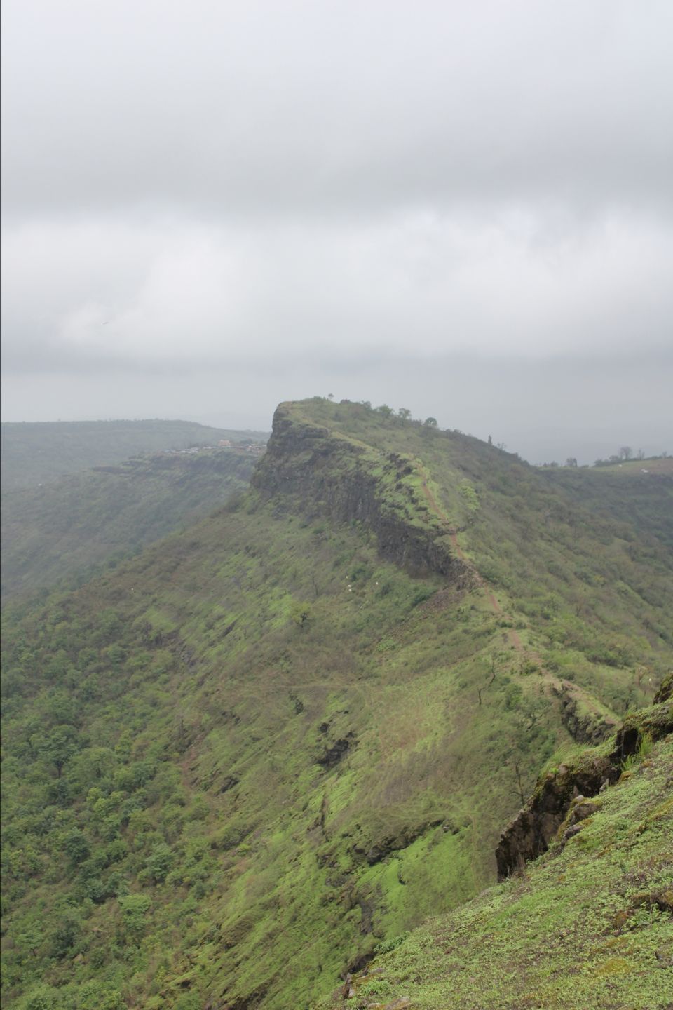 Photo of Saputara, Gujarat, India by DVD