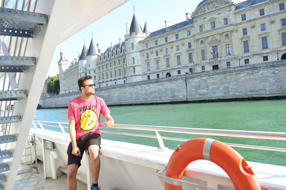 Photo of How to Spend 6 days in Paris - The Tropical Moon 3/13 by Shreya Khatwani