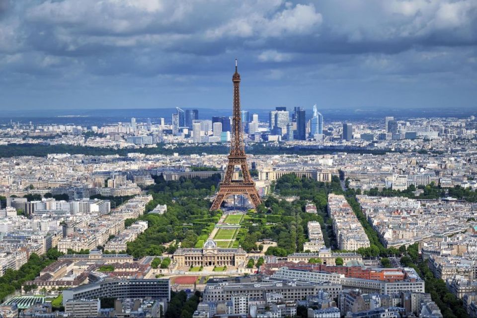 Photo of How to Spend 6 days in Paris - The Tropical Moon 5/13 by Shreya Khatwani