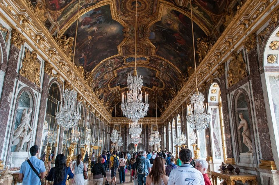 Photo of How to Spend 6 days in Paris - The Tropical Moon 10/13 by Shreya Khatwani