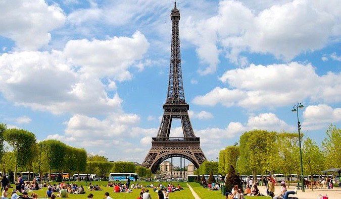 Photo of How to Spend 6 days in Paris - The Tropical Moon by Shreya Khatwani