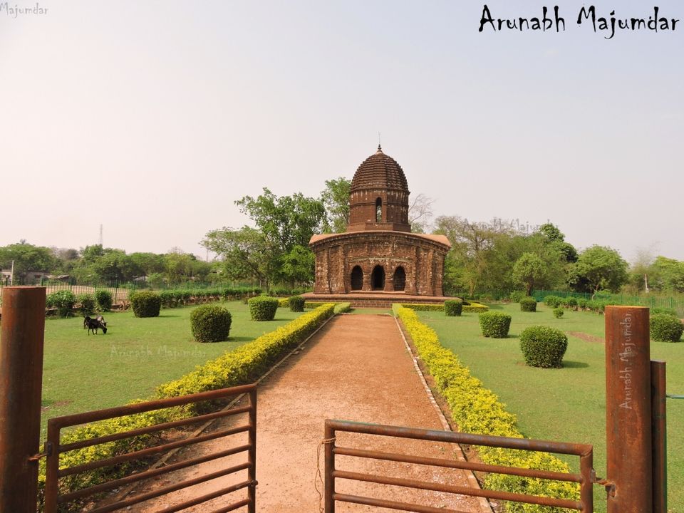Photo of Bishnupur – Paragons in terracotta by Arunabha Majumdar