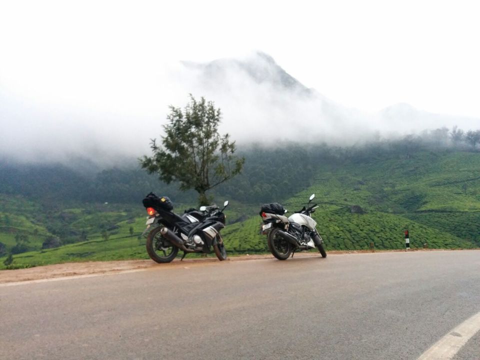 Photo of Munnar, Monsoon & Bike - Awesome Threesome 33/38 by Piyush Aggarwal