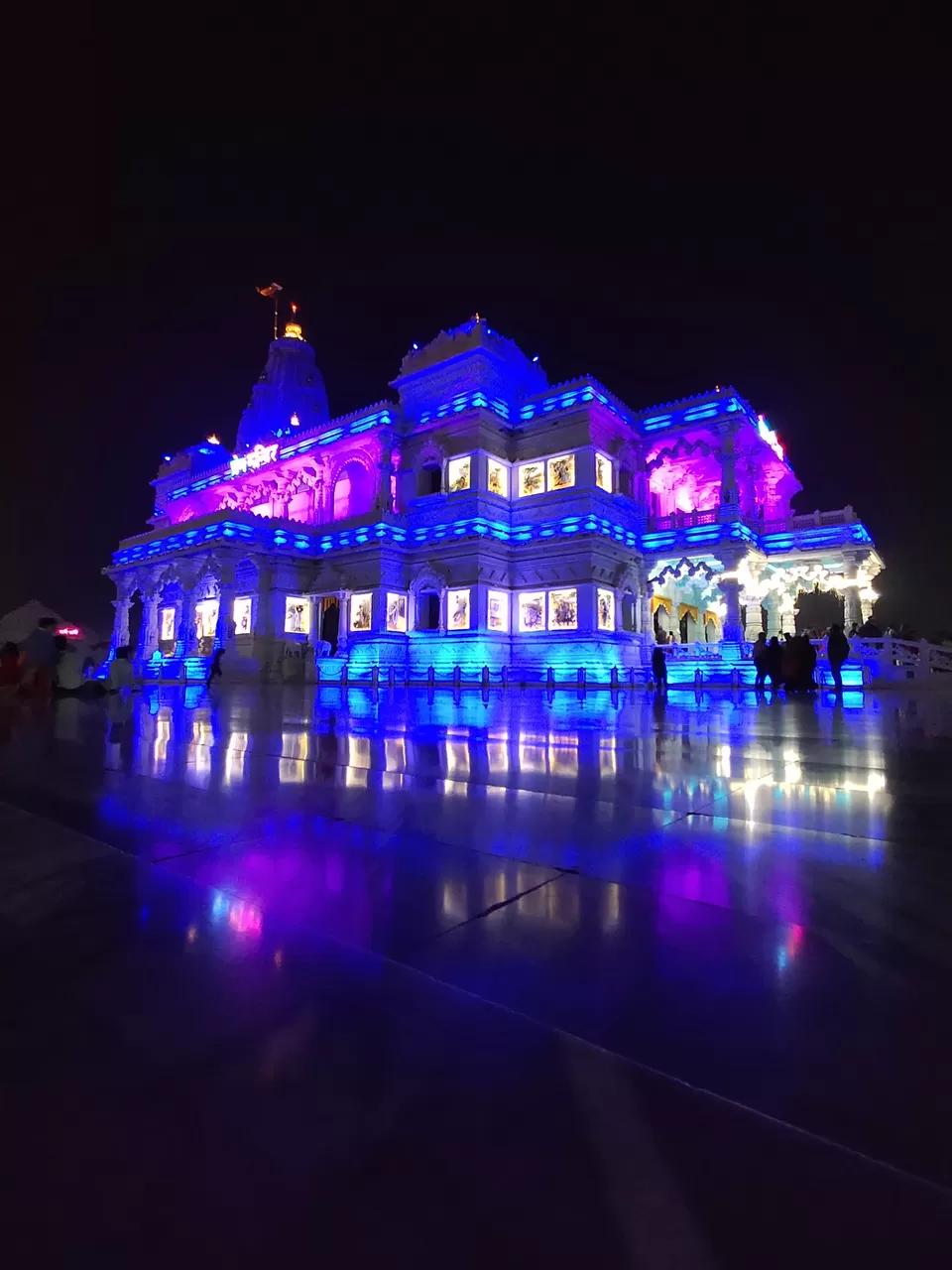 Photo of Prem Mandir, Vrindavan, Road, Raman Reti, Vrindavan, Uttar Pradesh, India by Deepak Kadam