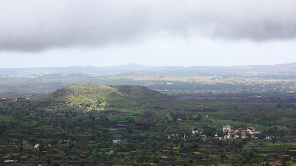 Photo of Purandar Road, Pur, Maharashtra, India by Rudraksha Chodankar