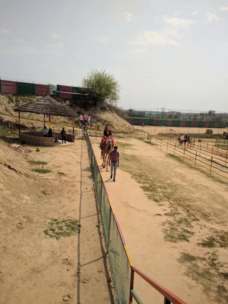 Photo of SURAJGARH FARMS, Golf Course Ext Rd, Sector 59, Gurugram, Haryana, India by Manisha Jain