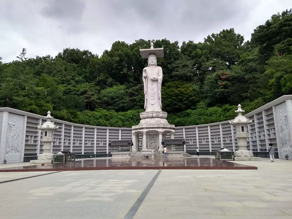Photo of Bongeunsa Temple, COEX North Gate, Samseong 1(il)-dong, Seoul by The Urban Nomad