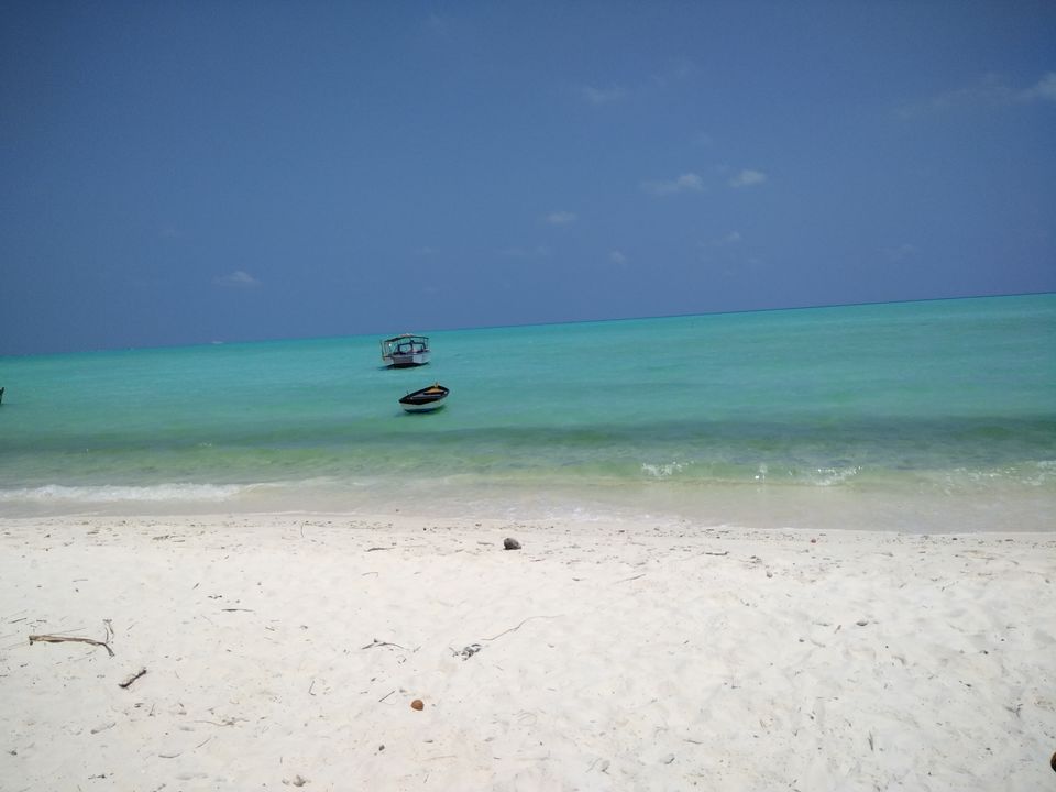 Photo of Lakshadweep is beauty & peaceful #notinhills #issSummerBaharNikal by danish
