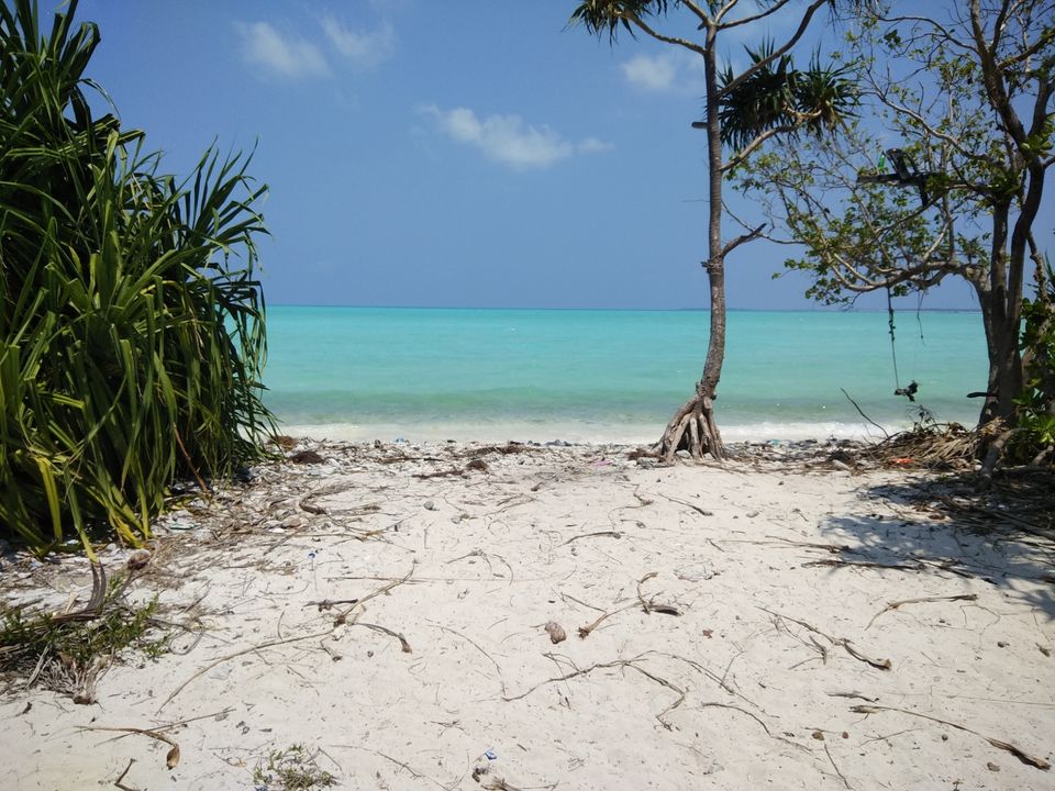 Photo of Lakshadweep is beauty & peaceful #notinhills #issSummerBaharNikal by danish