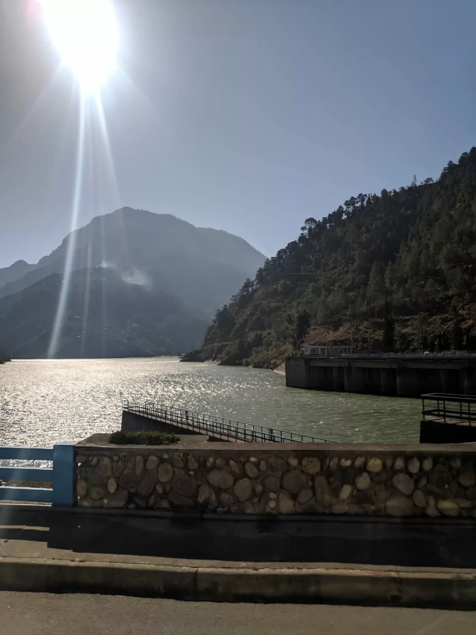 Photo of Manali with a smile???????? by Rohit Jangda