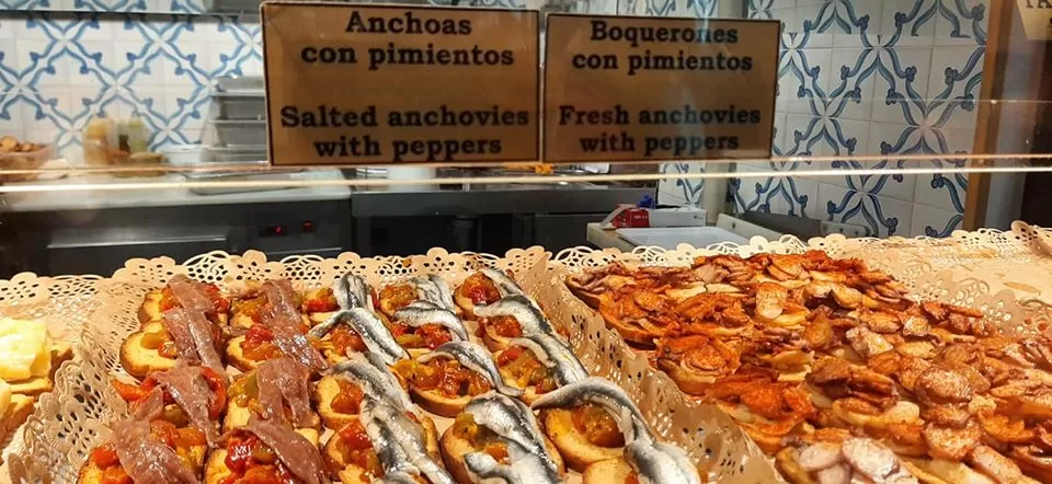 Photo of Mercado de San Miguel, Plaza de San Miguel, Madrid, Spain by Sweta Chakraborty