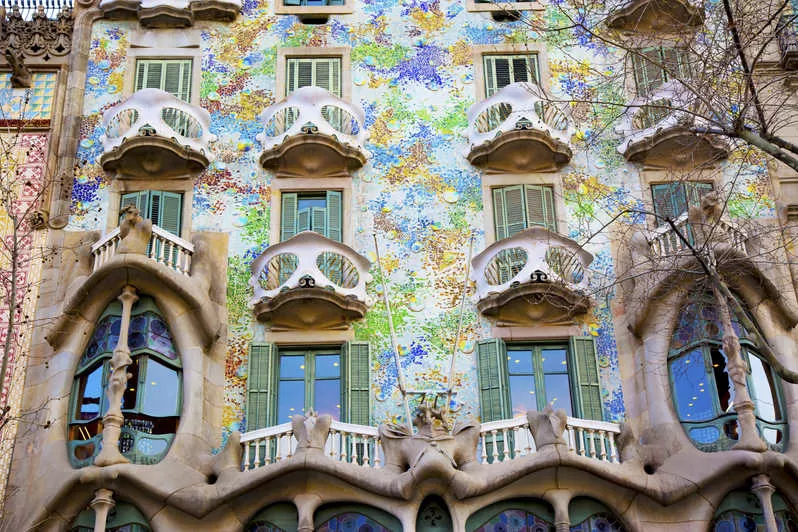 Photo of Casa Batlló, Passeig de Gràcia, Barcelona, Spain by Sweta Chakraborty