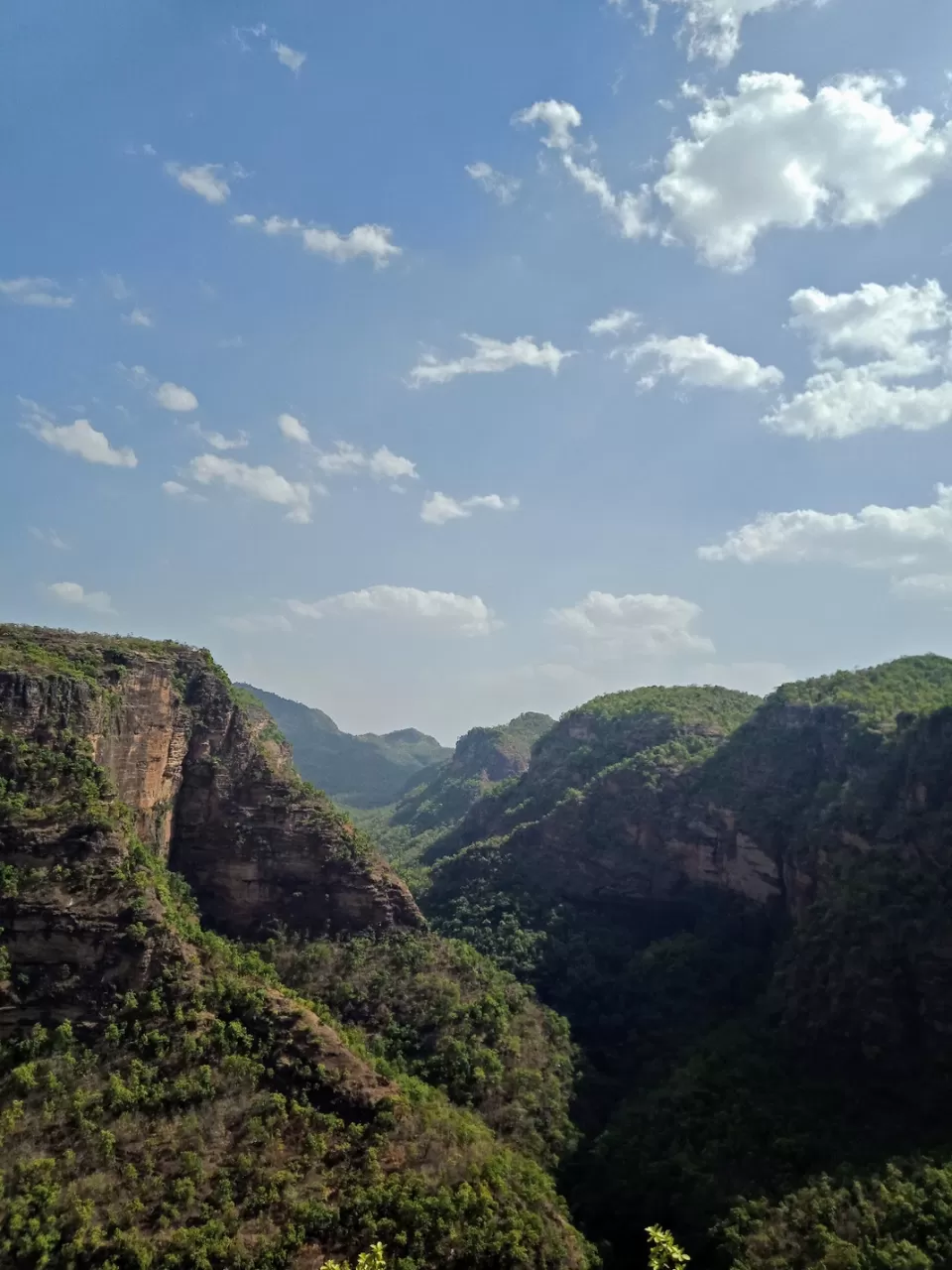 Photo of Pachmarhi - A trekker's paradise! by Onkar Pathak