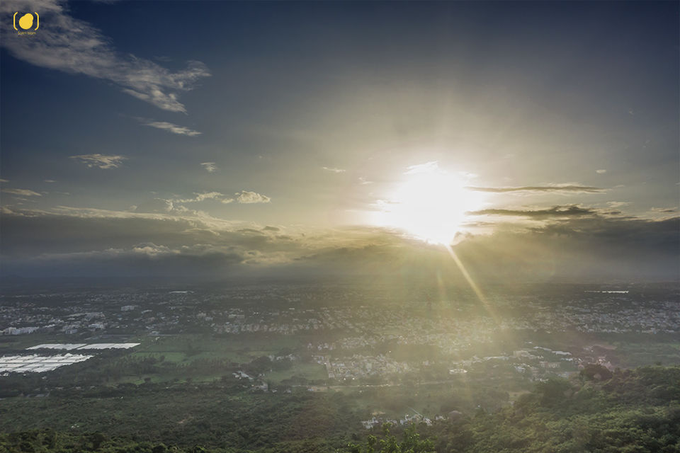Photo of Drenched Coorg and Daylit Mysore 5/12 by Salim Islam