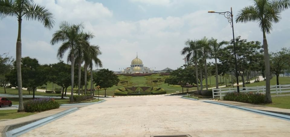 Photo of The Malaysian and Singaporean diaries by Viswanathan Sundaresan