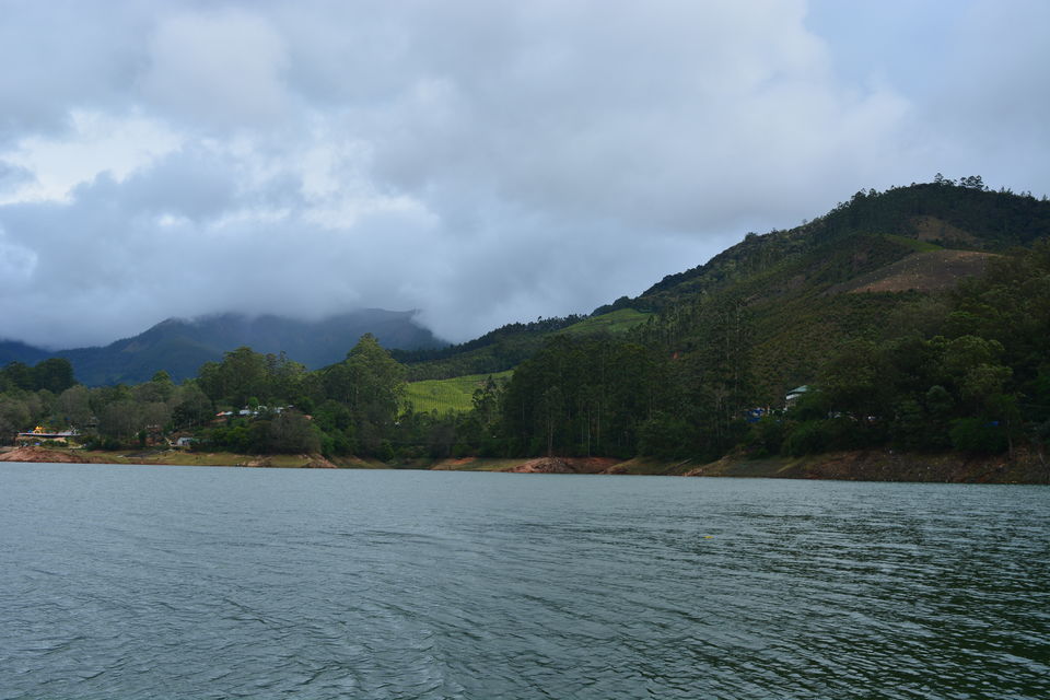 Photo of Munnar, Kerala, India by Smruti