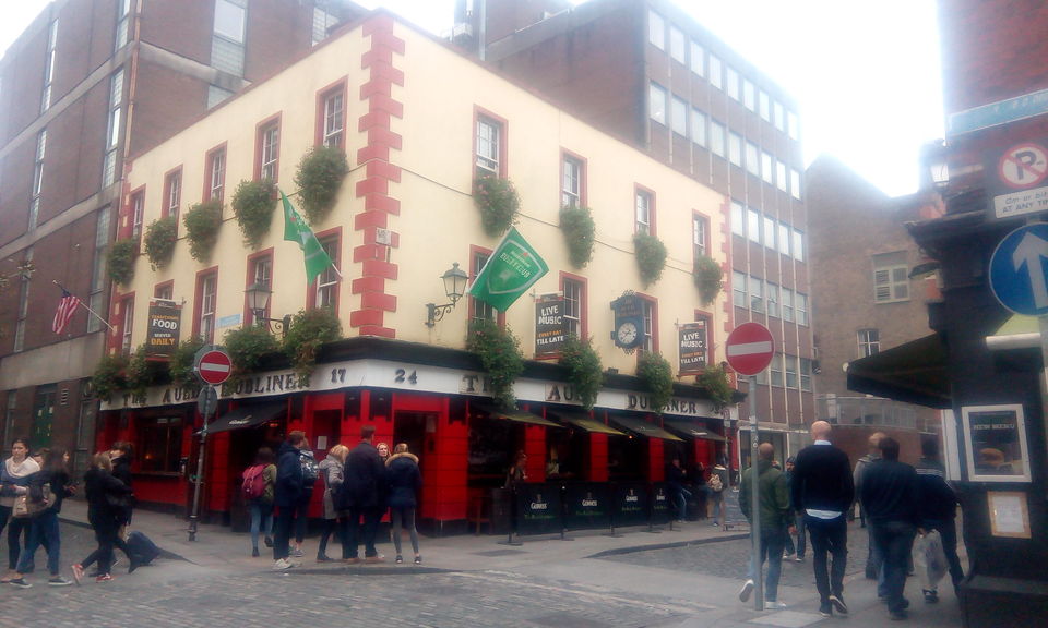 Photo of Land of Bramstoker's Dracula, Gulliver's Travels and Irish coffee(whiskey): Dublin It Is! 6/9 by Geetanjali