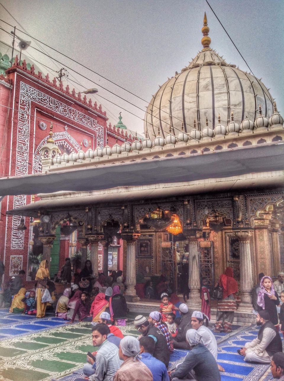Photo of Nizamuddin Dargah, Nizamuddin, Nizamuddin East, New Delhi, Delhi by Kavya Saxena