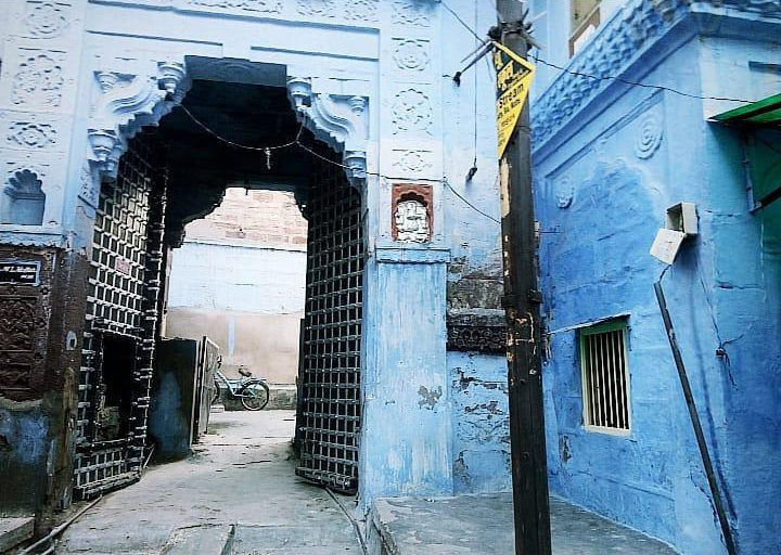 Photo of The Blue and the Golden city will offer you the most colorful experiences ever !#padharomaredes -3/4 by Gayatri Talavdekar