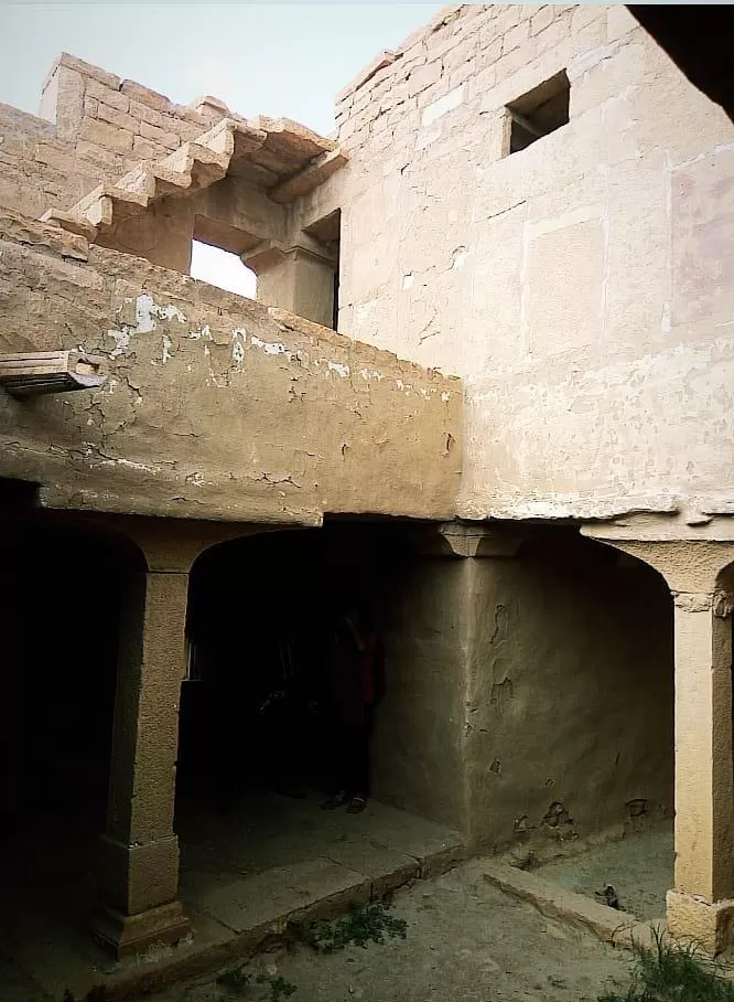 Photo of Kuldhara Abandoned Village Well, Jiyai, Rajasthan, India by Gayatri Talavdekar
