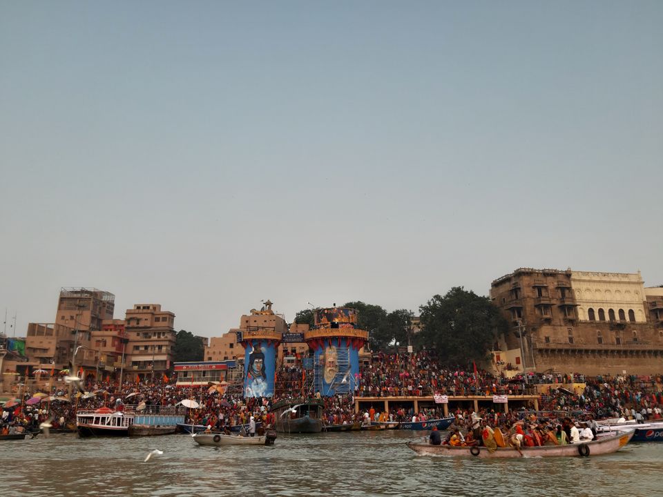 Photo of Benaras is a Vibe and Dev deepawali is an Emotion. - 2/3 by Gayatri Talavdekar