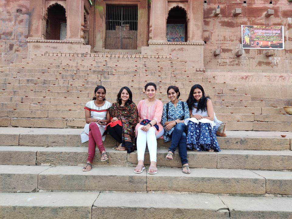 Photo of Benaras is a Vibe and Dev deepawali is an Emotion. - 2/3 by Gayatri Talavdekar