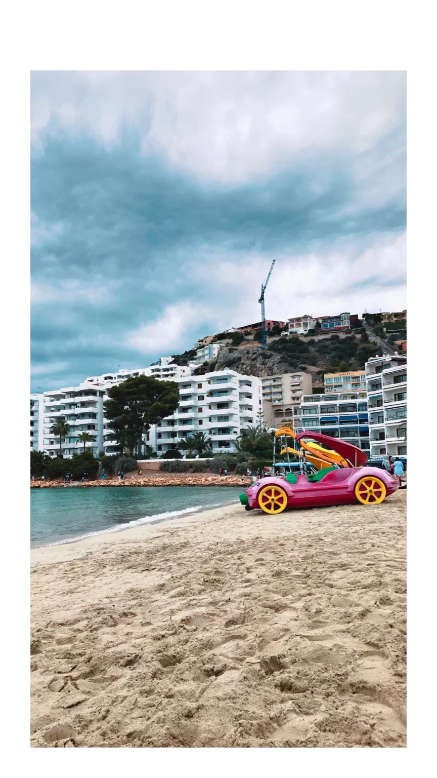 Photo of Spain by Bhavya Tandon