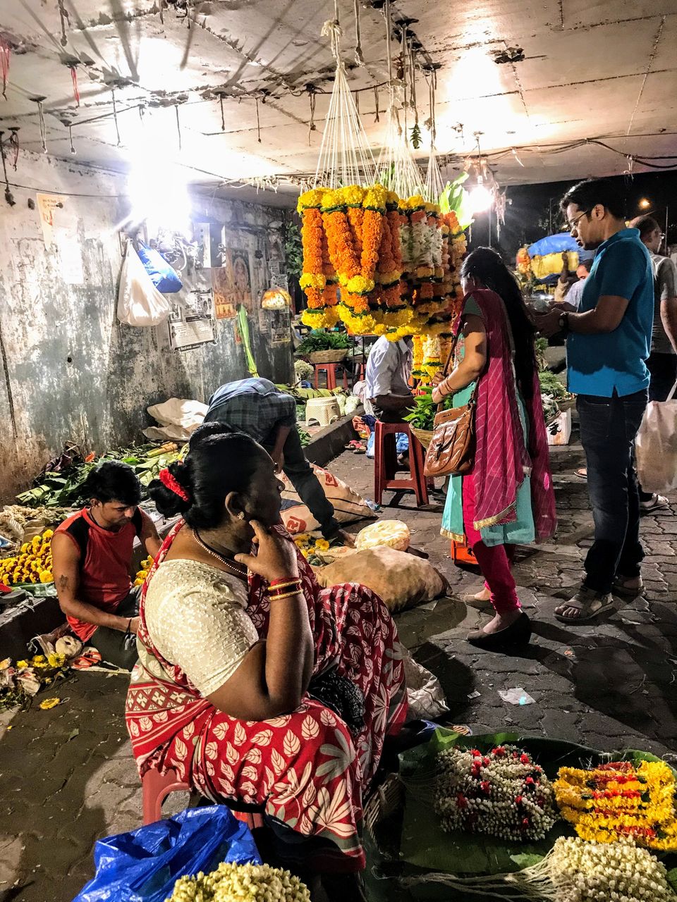 Photo of Mumbai Series - Dadar Flower Market (Part 1) by TwoMuchTogether