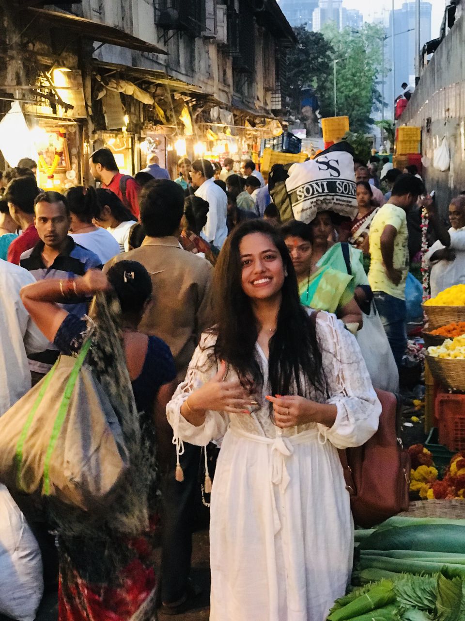 Photo of Mumbai Series - Dadar Flower Market (Part 1) by TwoMuchTogether