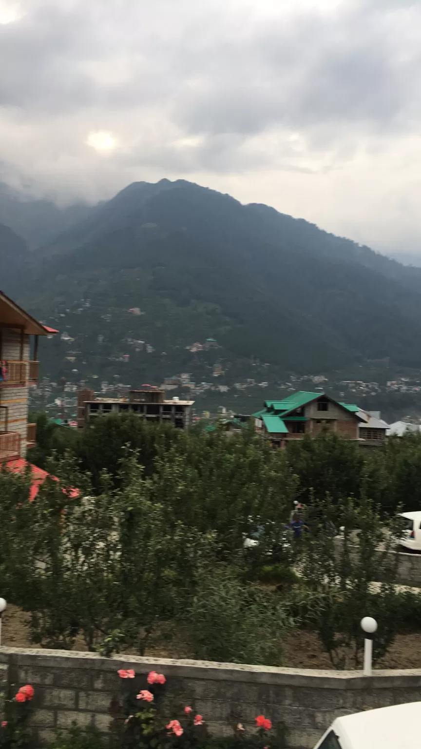 Photo of Hamta Pass, Himachal Pradesh, India by Dhaval & Dharini