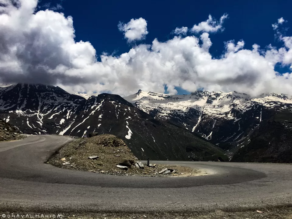 Photo of Rohtang Pass, Manali, Himachal Pradesh, India by Dhaval & Dharini