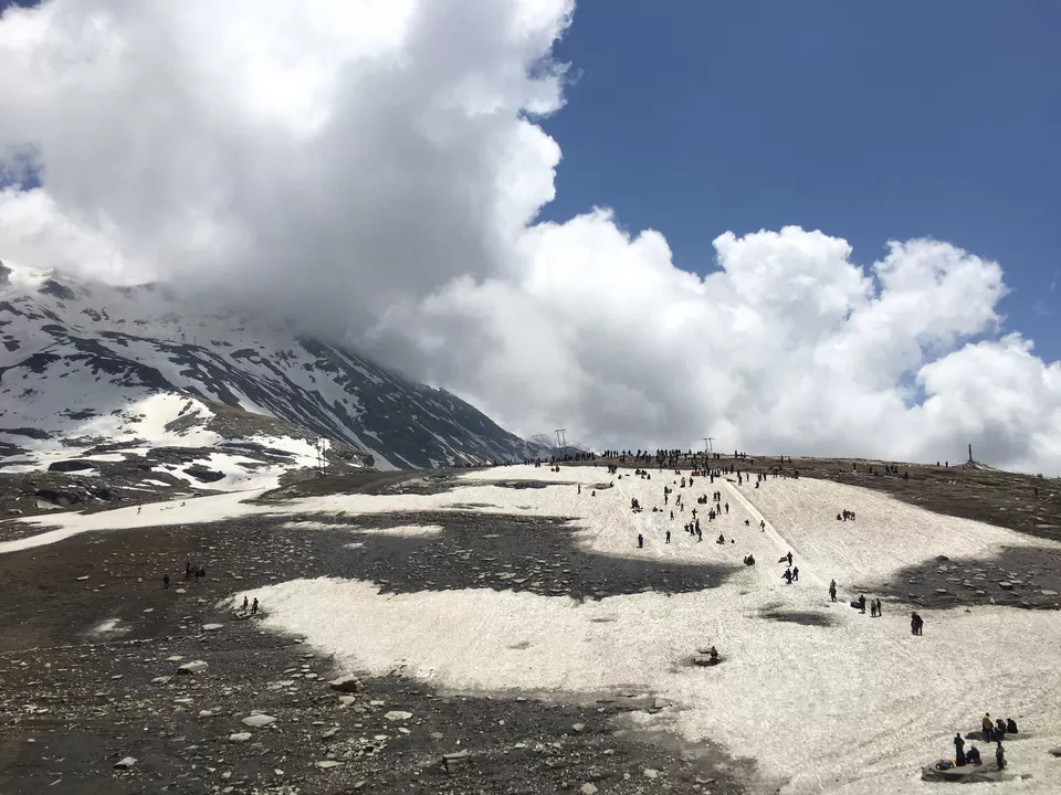 Photo of Rohtang Pass, Manali, Himachal Pradesh, India by Dhaval & Dharini