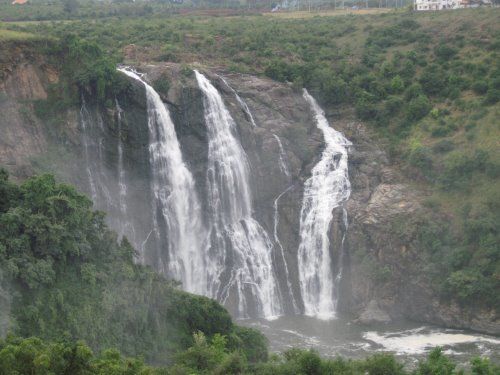 Photo of Shivanasamudra Falls, Kollegal, Karnataka, India by Piyush