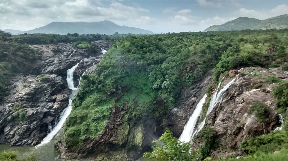 Photo of Motorcycle Diaries : A solo backpack ride to Kalpetta (Waynard) 75/85 by Piyush