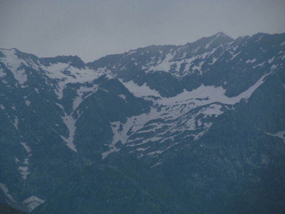 Photo of Two Tickets To Paradise#HimachalPradesh 12/27 by Punit Solanki