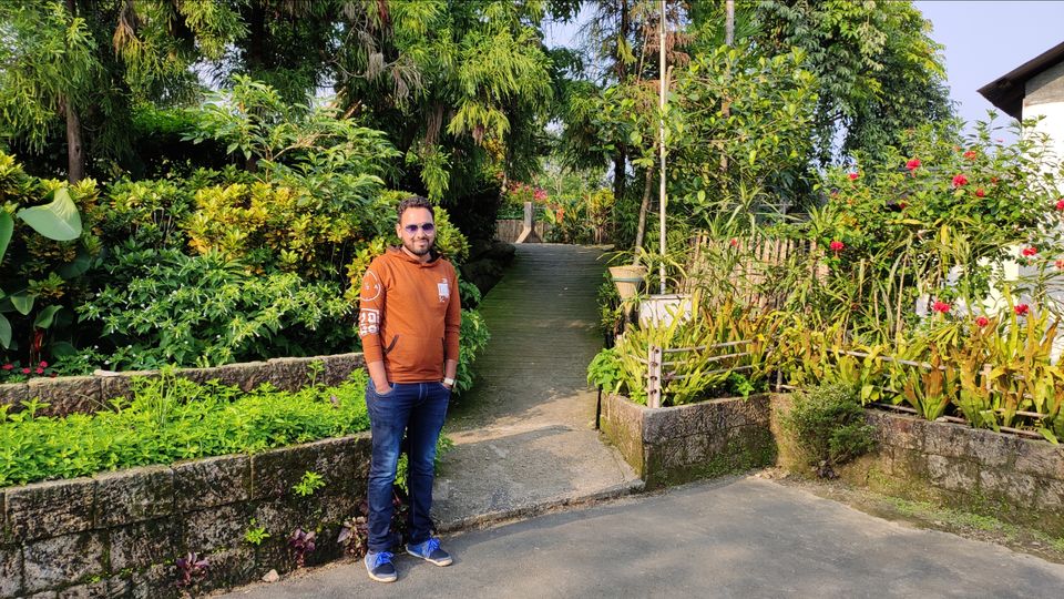 Photo of बस तय किया और चल पड़े मेघलाय के सफ़र पर by Ashutosh Sharma