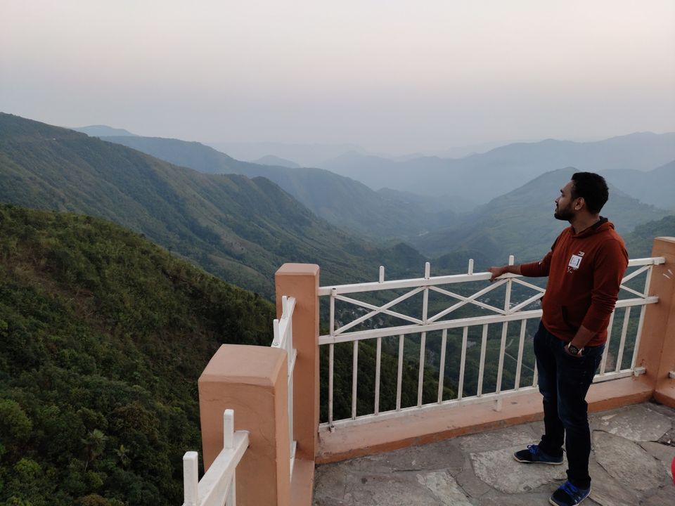Photo of बस तय किया और चल पड़े मेघलाय के सफ़र पर by Ashutosh Sharma