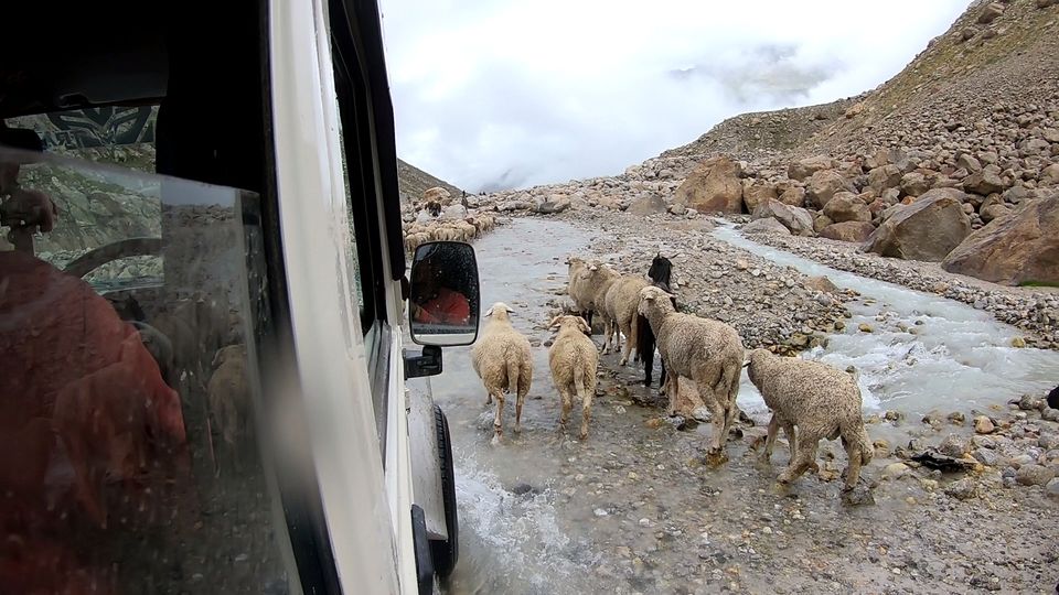 Photo of Bhuntar, Himachal Pradesh, India by Keerthi Shenoy