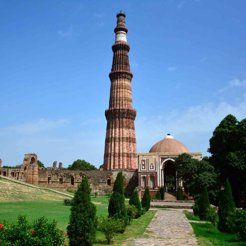 Photo of दिल्ली की सर्द दोपहरी वाली डेट by Shivani Rawat