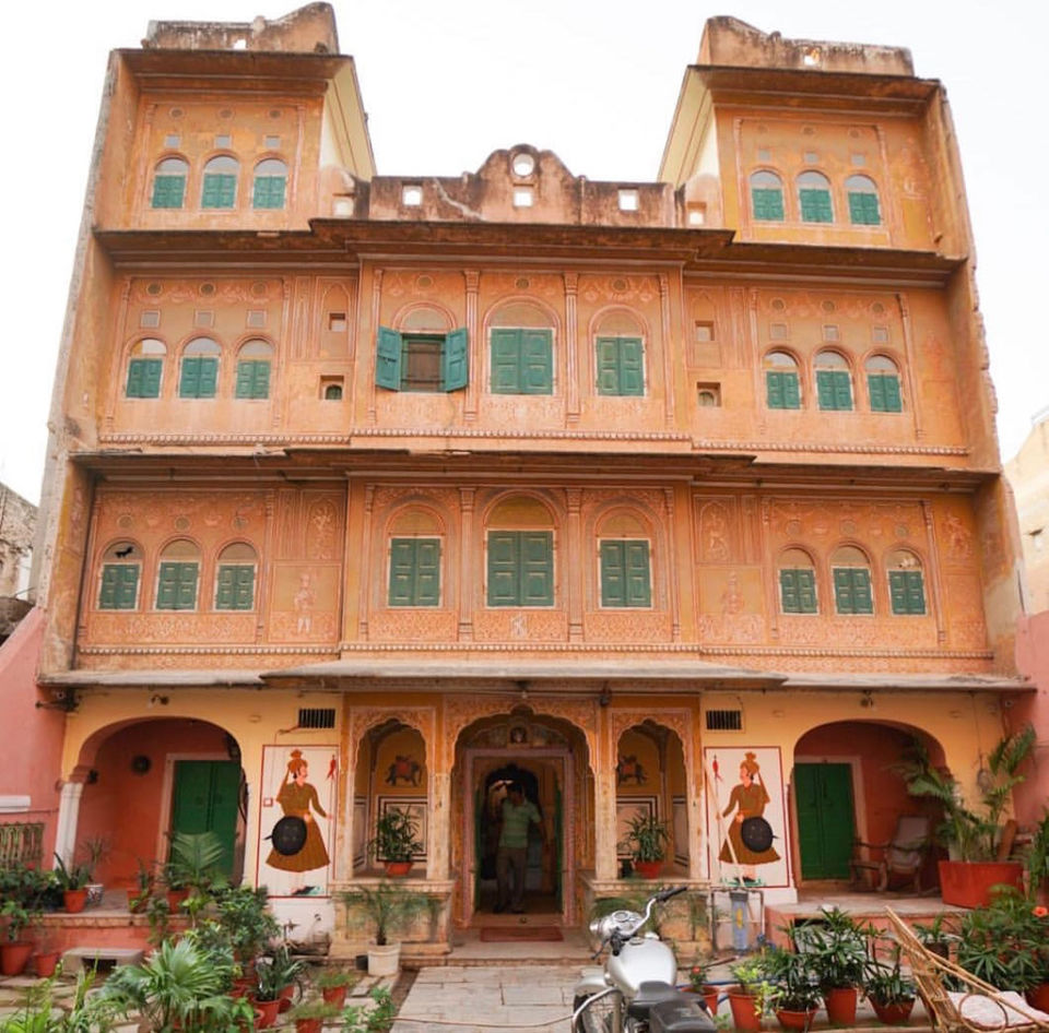 Photo of 108-110, Johari Bazar, Bapu Bazar, Pink City, Jaipur, Rajasthan 302003, India by Sakshi Nanda