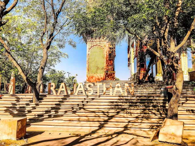 Photo of Patrika Gate, Jawahar Circle, Jaipur, Rajasthan, India by Garima Aneja