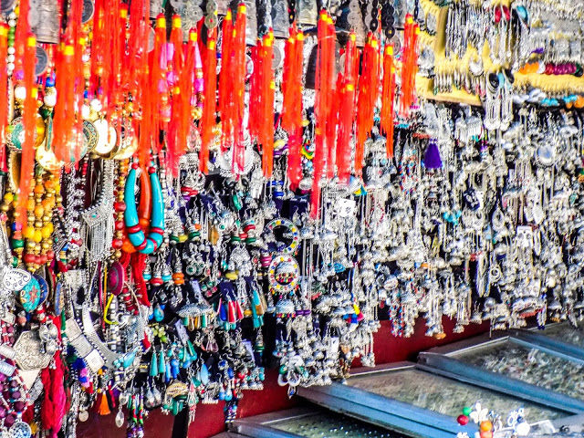 Photo of Top 5 Must Buy Collectibles to Shop in Mcleodganj : Where and What to Buy in Mcleodganj, Dharamsala 4/5 by Garima Aneja