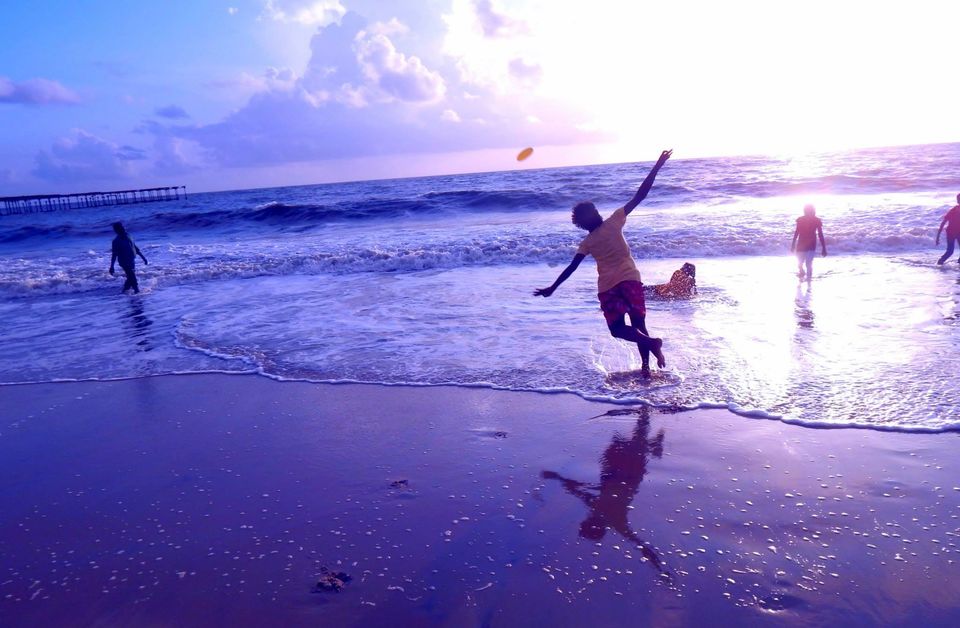 Photo of #SwipeRightToTravel - Solo Trip To Kerala 3/3 by Samrat Bhowmick