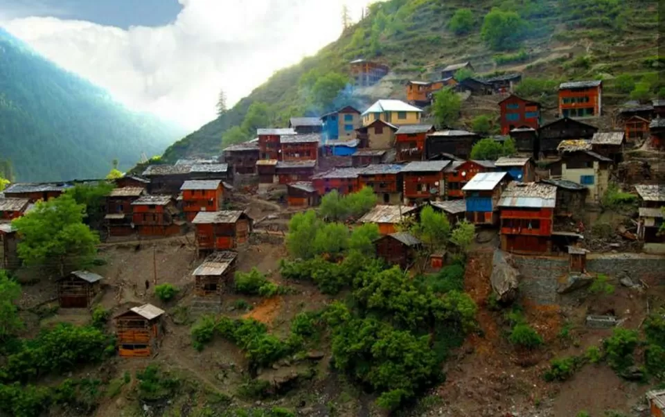 Photo of Shoja, Himachal Pradesh, India by Discover The Unseen
