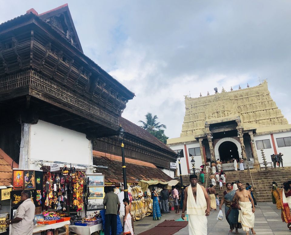 Photo of Sree Padmanabhaswamy Temple, West Nada, Fort, East Fort, Pazhavangadi, Thiruvananthapuram, Kerala, India by Escape Route: Travel And Food Blog By Saloni Aggarwal