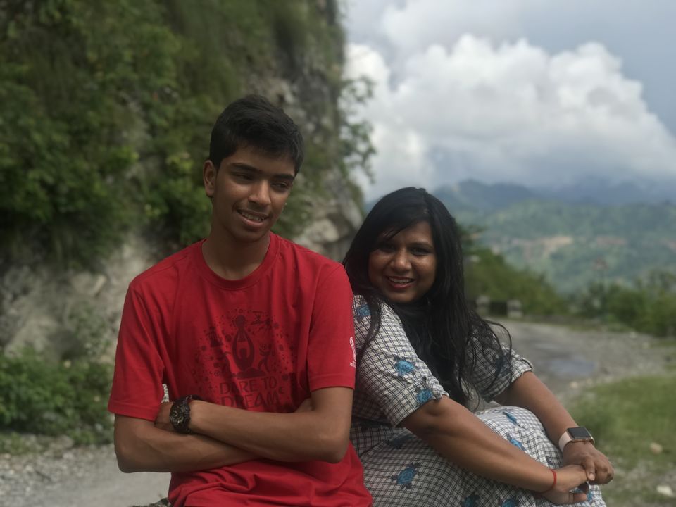 Photo of Beautiful Indo-Nepal Border of Jhulaghat 13/15 by Escape Route: Travel And Food Blog By Saloni Aggarwal