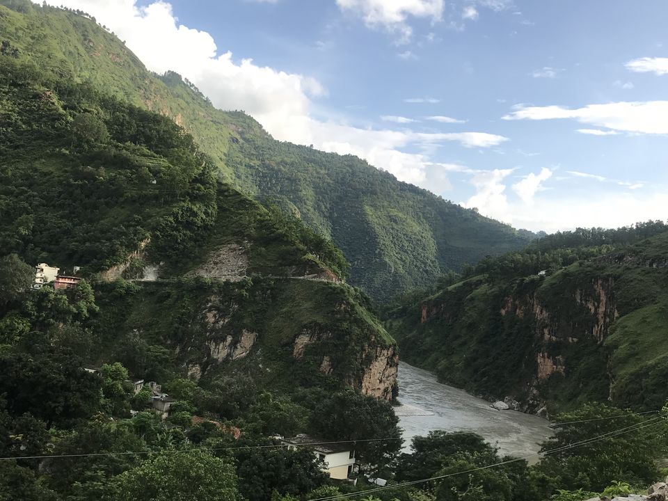 Photo of Beautiful Indo-Nepal Border of Jhulaghat 14/15 by Escape Route: Travel And Food Blog By Saloni Aggarwal