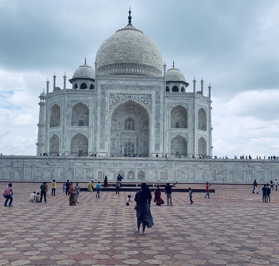 Photo of Taj Mahal, Dharmapuri, Forest Colony, Tajganj, Agra, Uttar Pradesh, India by Escape Route: Travel And Food Blog By Saloni Aggarwal
