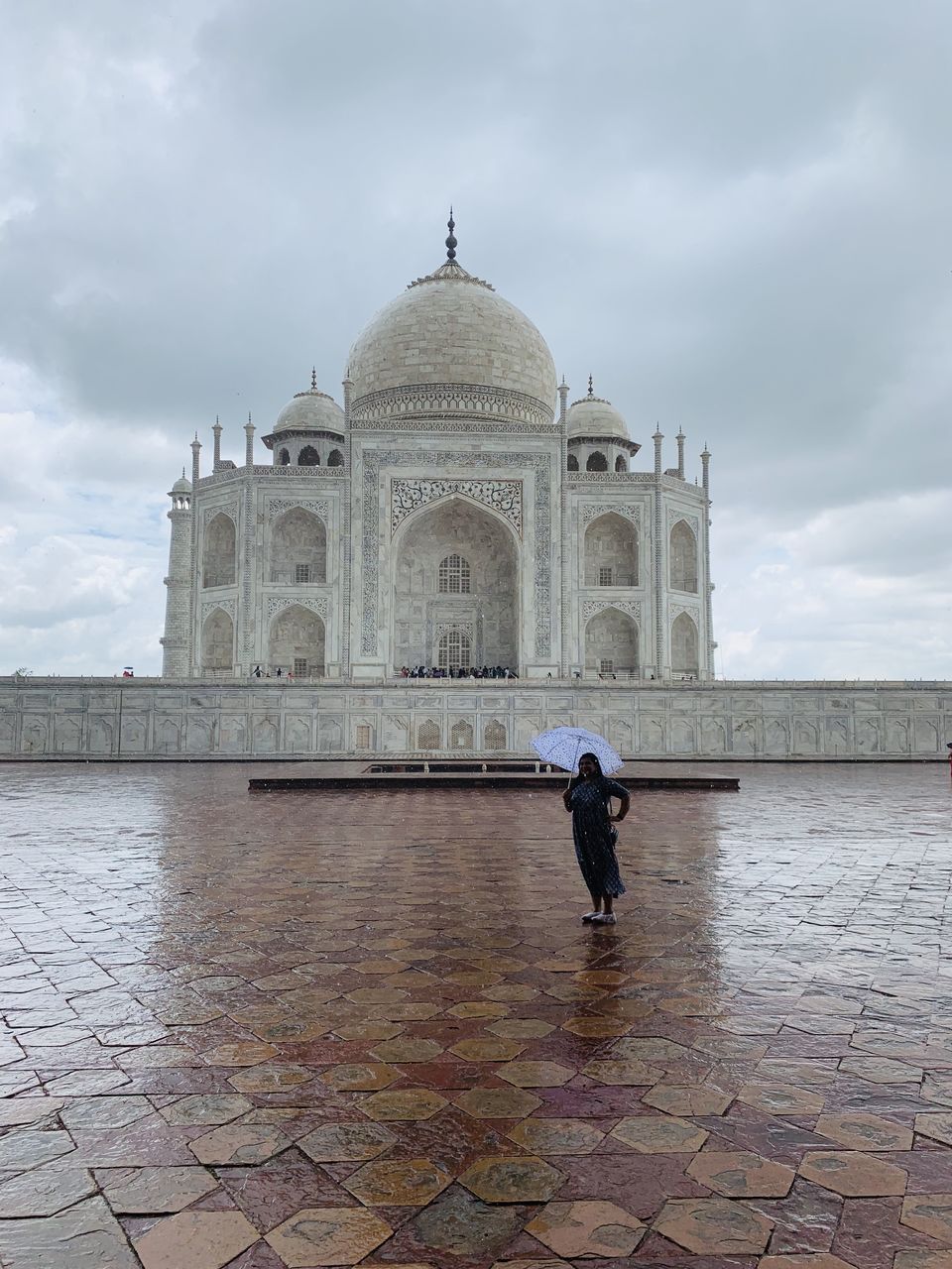 Photo of Taj Mahal, Dharmapuri, Forest Colony, Tajganj, Agra, Uttar Pradesh, India by Escape Route: Travel And Food Blog By Saloni Aggarwal