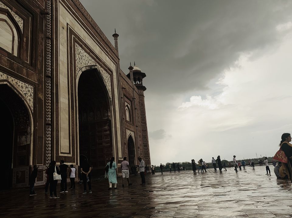 Photo of Taj Mahal, Dharmapuri, Forest Colony, Tajganj, Agra, Uttar Pradesh, India by Escape Route: Travel And Food Blog By Saloni Aggarwal
